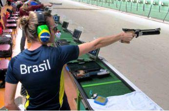 A atiradora Ana Luiza Ferrão será uma das representantes do Brasil nos EUA  / Foto: José Carlos Inego/Divulgação/CBTE